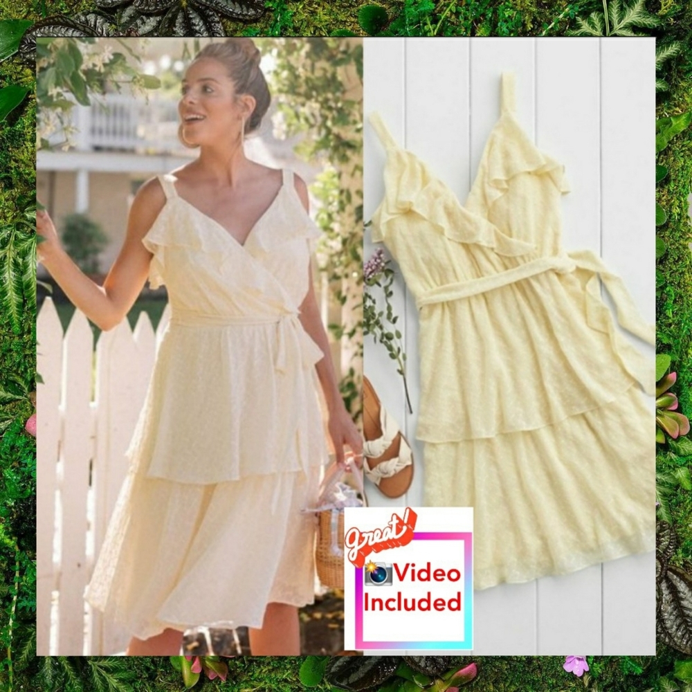 NWT $188 GAL MEETS‎ GLAM eyelet faux wrap dress